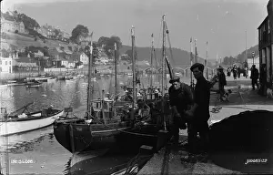 Labor Prints: Fishermen at Work in Looe