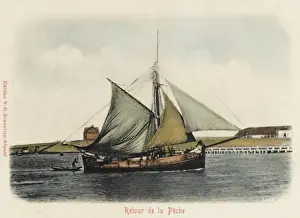 Ostende Prints: Fishing boat returning to port - Ostend