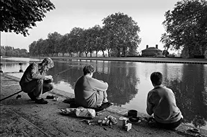 Baiting Collection: Fishing, River Thames, Windsor