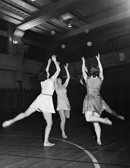 Keep Fit / Throwing Ball