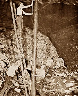 Props Prints: Fitting long props, coal miners