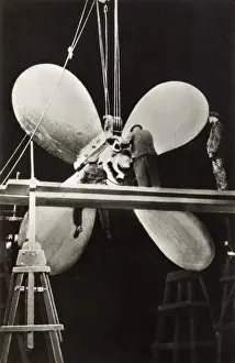 Immense Prints: Fixing the Propeller - Hamburg-America Line