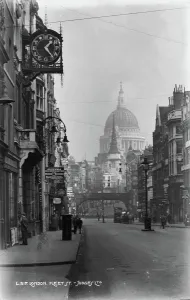 Showcasing Prints: Fleet Street, London