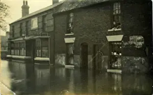 Flooded Prints: Flooded Street and Inn, Norwich, England