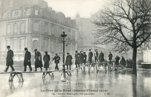 Burst Prints: Floods Paris, France - Pedestrian bridge - Avenue Montaigne
