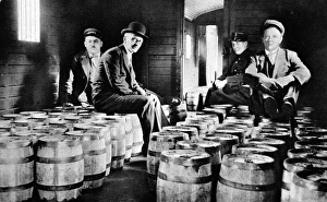 The Flow of Gold from the USA to France. Bullion in Kegs. A