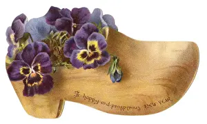 Variegated Prints: Flowers in a wooden clog-shaped New Year card