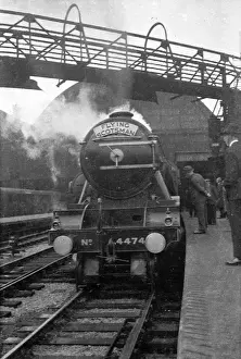 Scotsman Prints: Flying Scotsman in a railway station
