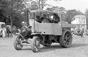 Tractor Gallery: Foden Tractor 13266, Rosie