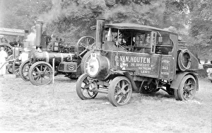Foden Prints: Foden Tractor number: 13196, Pride of Fulham