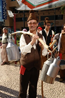 Images Dated 15th December 2007: Folklore group in Funchal, Madeira
