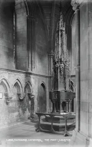 Showcases Prints: The Font at Southwark Cathedral