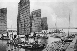 Raft Prints: Formosan men aboard their boats
