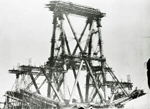 Images Dated 4th September 2013: Forth bridge during construction, c.1883