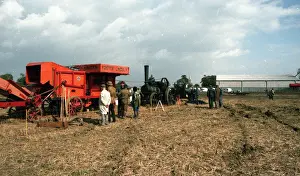 Foster General Purpose Engine 14422 with threshing machine