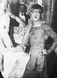 Painter Collection: Foujita in Drag