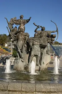 Geographical Prints: Fountain and monument, Kiev, Ukraine