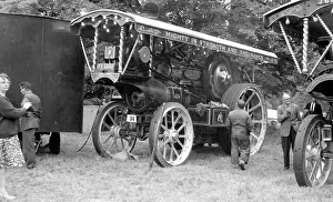 Fowler showmans Road Locomotive FX6661