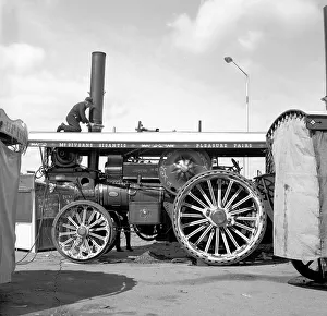 Fowler Showman's Road Locomotive number: 14425, Carry On