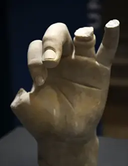 Fragments from colossal emperor statues of Trajan and Hadria