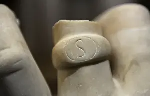 Fragments from colossal emperor statues of Trajan and Hadria