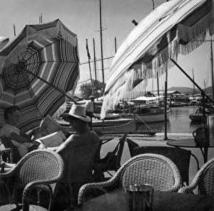 Umbrellas Collection: France / Nice 1930S