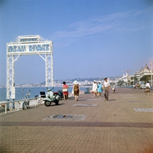 Images Dated 11th January 2011: France / Nice 1967