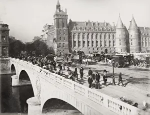 France - Paris, Pont au Cahnge and the Palais de Justice