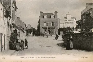 Pension Prints: France - Saint-Enogat - La Place de la Calvaire