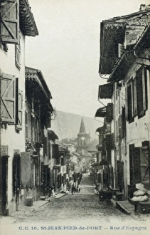 Images Dated 3rd May 2011: France - St Jean Pied-de-Port