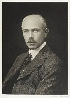 Francis William Aston