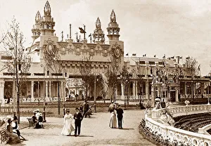 Franco British Pavilion, Franco British White