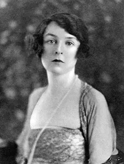 Casa Prints: Freda Dudley Ward
