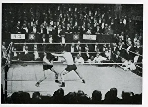 Images Dated 21st September 2018: Freddie Welsh and Packy McFarland in boxing match