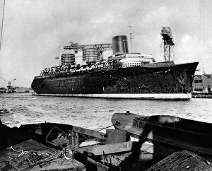 Images Dated 30th May 2004: The French Liner Normandie, February 1935