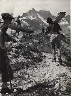 Plank Prints: French scouts carrying planks of wood