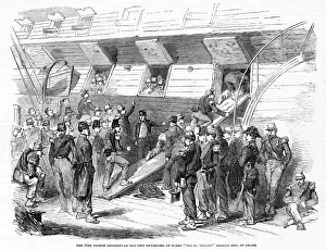 Images Dated 11th November 2020: French soldiers of the 48th Regiment of the Line embark aboard the English ship '