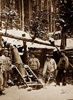 French soldiers firing mortar in the Vosges during WW1