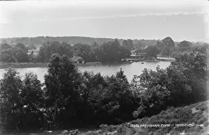 Frensham Pond
