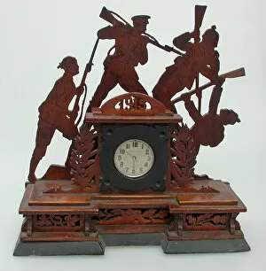 Pocket Gallery: Fretwork wooden pocket-watch stand