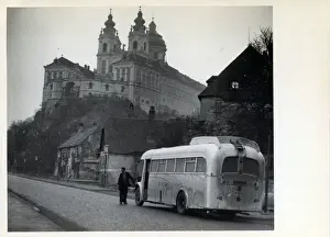 Friends Ambulance Unit (FAU) Vintage Leyland Bus, Melk