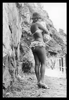 Mules Prints: Frilly Bikini 1960S