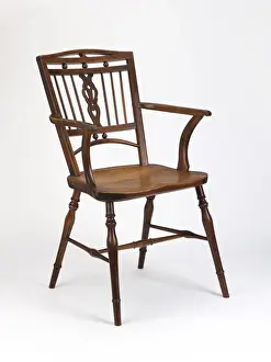 Fruitwood armchair with an elm seat and a heart-shaped spla