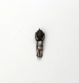 Images Dated 25th September 2012: Fums-up charm - WWI
