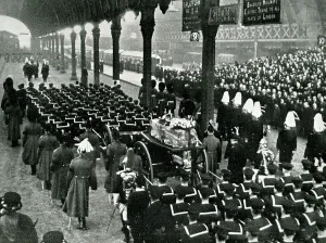 Paddington Prints: Funeral of King George V, Gun Carriage at Paddington