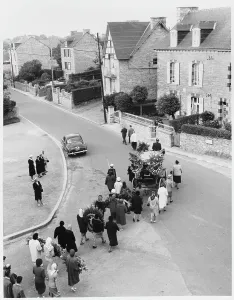 Funerals Prints: FUNERAL PROCESSION