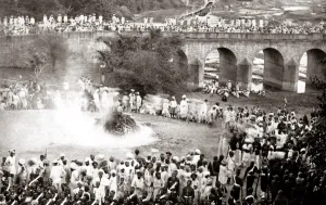 Pyre Prints: Funeral pyre, India, circa 1890
