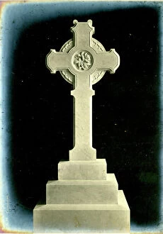 Images Dated 6th September 2017: Funerary Monument - Cross