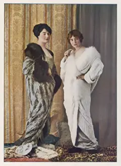 Fur Mantles / Grunwaldt