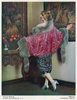 Trimmed Gallery: Fur Trimmed Wrap 1928